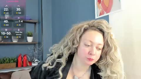 Snapshot of jessica_foxie chatting on May 9, 2026, 12:32 pm Jessica online show from May 9, 2026, 12:32 pm