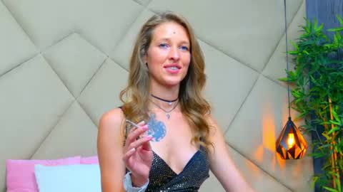 Snapshot of jessicagibson chatting on July 23, 2026, 1:58 am Jessica online show from July 23, 2026, 1:58 am