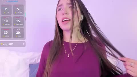 Jessica online show from October 3, 2025, 1:52 pm