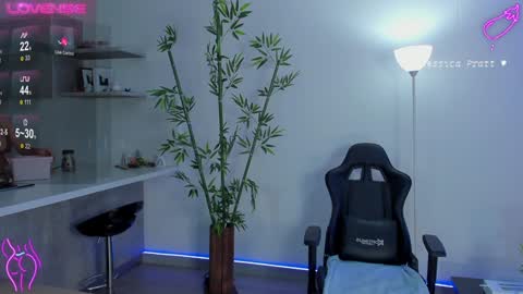  Jessica Pratt  IG jessicaxpratt online show from January 25, 2025, 9:35 pm