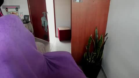 Snapshot of jessicarobbit chatting on February 13, 2025, 12:43 pm jessicarobbit online show from February 13, 2025, 12:43 pm