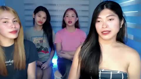 Snapshot of jessiefoxx0 chatting on January 7, 2025, 5:22 am Jessie online show from January 7, 2025, 5:22 am