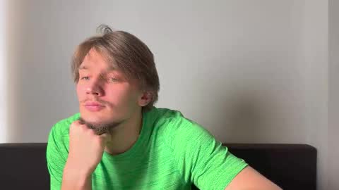 JessieRise online show from February 22, 2026, 10:47 am