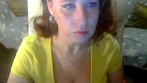 jessjess4you online show from April 12, 2026, 3:33 am