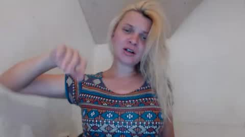 Snapshot of jessyangels chatting on July 26, 2026, 7:43 pm jessyangels online show from July 26, 2026, 7:43 pm