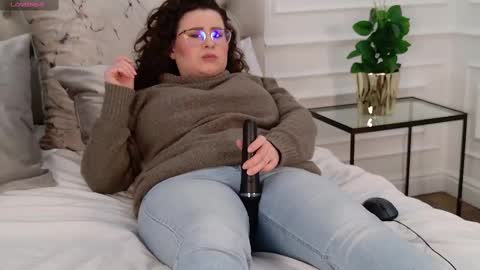 Snapshot of jessykah chatting on February 14, 2025, 5:25 pm Francesca online show from February 14, 2025, 5:25 pm