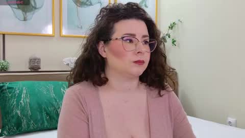 Snapshot of jessykah chatting on February 27, 2025, 7:01 am Francesca online show from February 27, 2025, 7:01 am