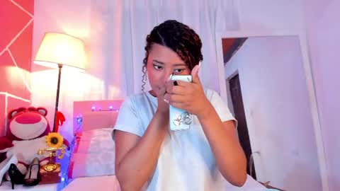 Snapshot of jessyzoe chatting on June 1, 2026, 1:46 pm Jessy online show from June 1, 2026, 1:46 pm
