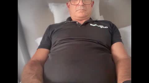 Snapshot of jesuiscoquinoui chatting on March 16, 2026, 5:44 am Jesuiscoquin online show from March 16, 2026, 5:44 am
