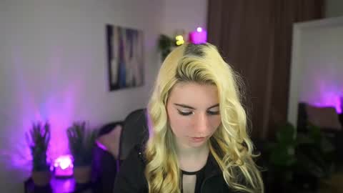 Snapshot of jetpearl chatting on March 18, 2026, 8:23 pm Jet online show from March 18, 2026, 8:23 pm