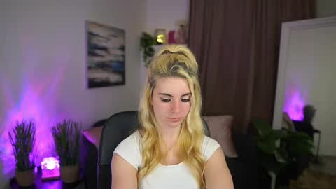 Snapshot of jetpearl chatting on March 19, 2026, 9:08 pm Jet online show from March 19, 2026, 9:08 pm