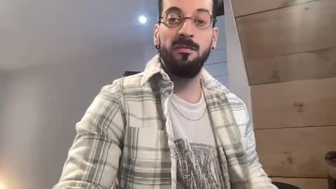 Snapshot of jeunemek00779042 chatting on January 7, 2025, 2:19 pm JEUNEMEK007 online show from January 7, 2025, 2:19 pm