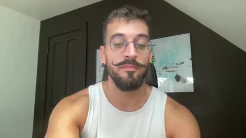 Snapshot of jeunemek00779042 chatting on September 13, 2025, 4:29 pm JEUNEMEK007 online show from September 13, 2025, 4:29 pm