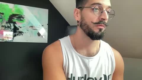 Snapshot of jeunemek00779042 chatting on September 21, 2025, 3:24 pm JEUNEMEK007 online show from September 21, 2025, 3:24 pm