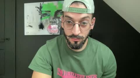 Snapshot of jeunemek00779042 chatting on November 16, 2025, 3:28 pm JEUNEMEK007 online show from November 16, 2025, 3:28 pm