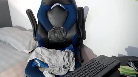 jey_foxx online show from March 29, 2026, 8:09 pm