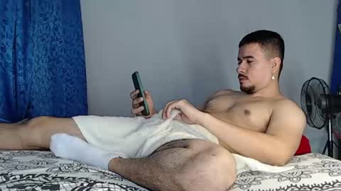 Snapshot of jeycob_happy97 chatting on July 9, 2026, 12:09 pm Juan David online show from July 9, 2026, 12:09 pm
