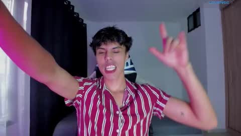 Snapshot of jeyden_camilo chatting on March 8, 2026, 10:02 pm Jeyden Camilo online show from March 8, 2026, 10:02 pm