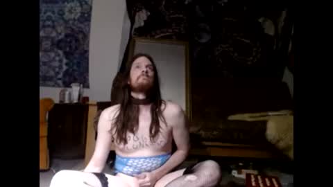 jezebellownbyluna online show from May 7, 2026, 1:55 am