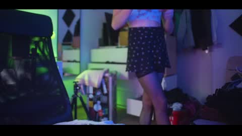 jfemk online show from January 2, 2025, 10:05 am