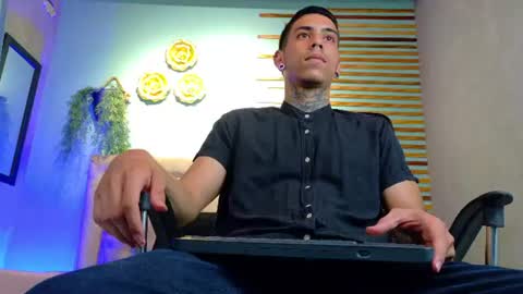 Snapshot of jharol_cardona chatting on July 17, 2026, 1:34 am Jharol online show from July 17, 2026, 1:34 am