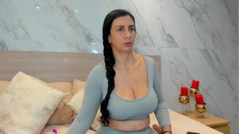 Snapshot of jhasly_am chatting on June 8, 2026, 12:05 pm jhasly online show from June 8, 2026, 12:05 pm