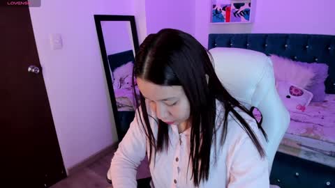 Snapshot of jhiinny_brownn chatting on January 25, 2025, 11:13 am Jhiinny online show from January 25, 2025, 11:13 am