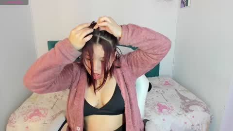 Snapshot of jhiinny_brownn chatting on February 8, 2025, 11:12 am Jhiinny online show from February 8, 2025, 11:12 am