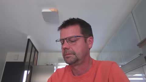 Snapshot of jhmec44000 chatting on April 28, 2026, 12:10 pm jhmec44000 online show from April 28, 2026, 12:10 pm