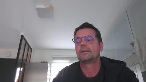 Snapshot of jhmec44000 chatting on May 19, 2026, 11:05 am jhmec44000 online show from May 19, 2026, 11:05 am