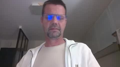 Snapshot of jhmec44000 chatting on May 31, 2026, 8:54 pm jhmec44000 online show from May 31, 2026, 8:54 pm