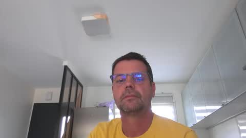 Snapshot of jhmec44000 chatting on June 18, 2026, 11:03 am jhmec44000 online show from June 18, 2026, 11:03 am