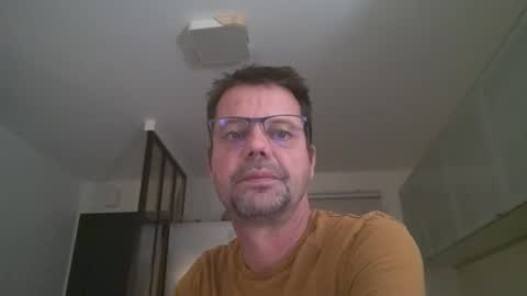 Snapshot of jhmec44000 chatting on August 2, 2026, 9:24 pm jhmec44000 online show from August 2, 2026, 9:24 pm