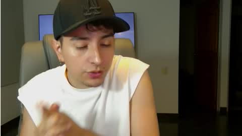 Jhoan Saenz online show from October 8, 2025, 1:36 am