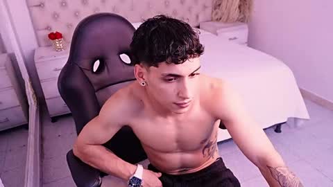 Snapshot of jhoanleandro chatting on May 22, 2026, 11:05 am jhoanleandro online show from May 22, 2026, 11:05 am