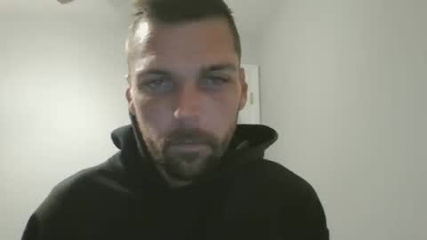 Snapshot of jholls chatting on December 6, 2024, 2:57 am jholls online show from December 6, 2024, 2:57 am