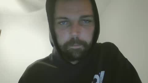 Snapshot of jholls chatting on January 17, 2025, 1:36 am jholls online show from January 17, 2025, 1:36 am