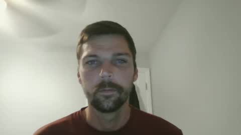 Snapshot of jholls chatting on February 25, 2025, 1:20 am jholls online show from February 25, 2025, 1:20 am