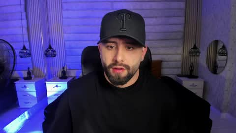 Snapshot of jhon_bear02 chatting on April 1, 2026, 11:22 am John Bear.... online show from April 1, 2026, 11:22 am