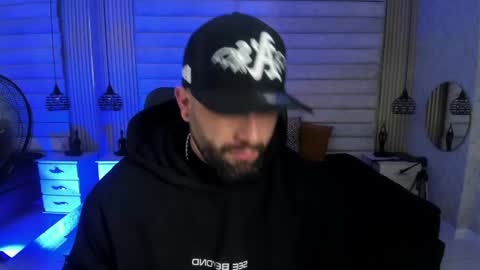 Snapshot of jhon_bear02 chatting on April 16, 2026, 11:11 am John Bear.... online show from April 16, 2026, 11:11 am