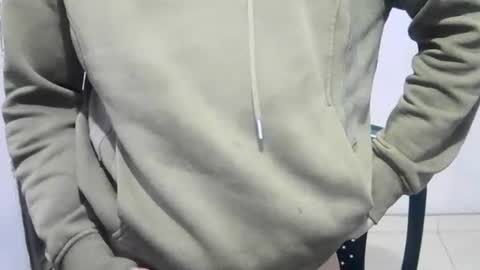 jhonduglas online show from January 6, 2025, 12:02 pm