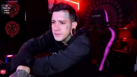 jhonny_ackerman online show from September 22, 2025, 1:35 pm