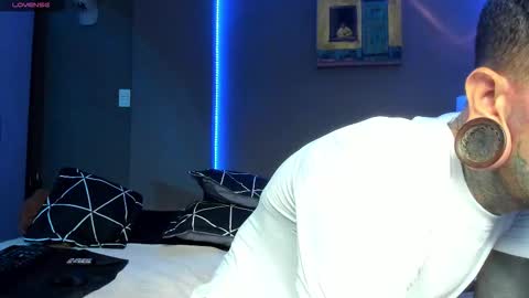 jhonny_ackerman online show from March 15, 2026, 4:07 am