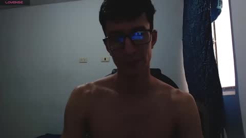 Jhonny independent model online show from February 14, 2025, 10:58 pm