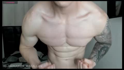 Snapshot of jhonny_macallan chatting on January 12, 2026, 4:01 pm Jhonaiker online show from January 12, 2026, 4:01 pm