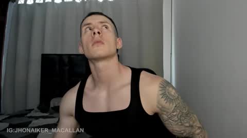 Snapshot of jhonny_macallan chatting on February 12, 2026, 8:48 pm Jhonaiker online show from February 12, 2026, 8:48 pm