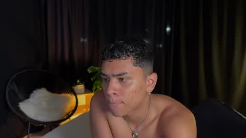 Jhonny  online show from March 1, 2026, 3:52 am