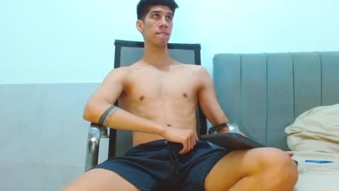 Snapshot of jhony_sex3 chatting on July 5, 2026, 4:41 am jhony_sex3 online show from July 5, 2026, 4:41 am