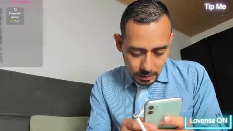 Snapshot of jhonyalzate chatting on June 23, 2026, 3:26 am Jhony Alzate online show from June 23, 2026, 3:26 am