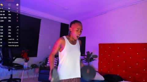jhonymiller online show from May 25, 2026, 9:32 pm